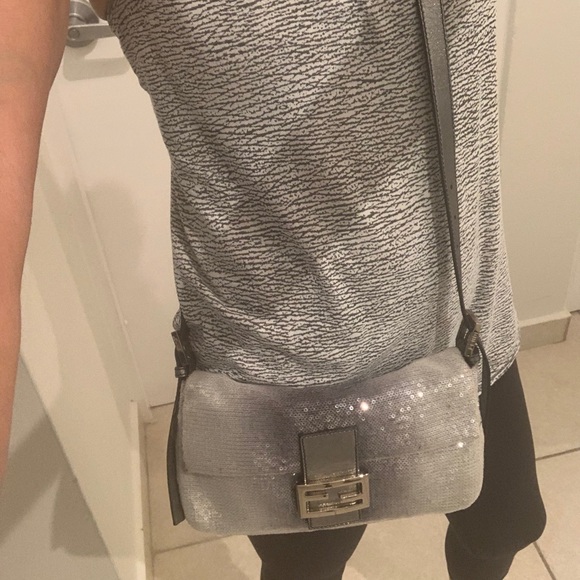 Fendi 🔴SOLD🔴 - Picture 15 of 16